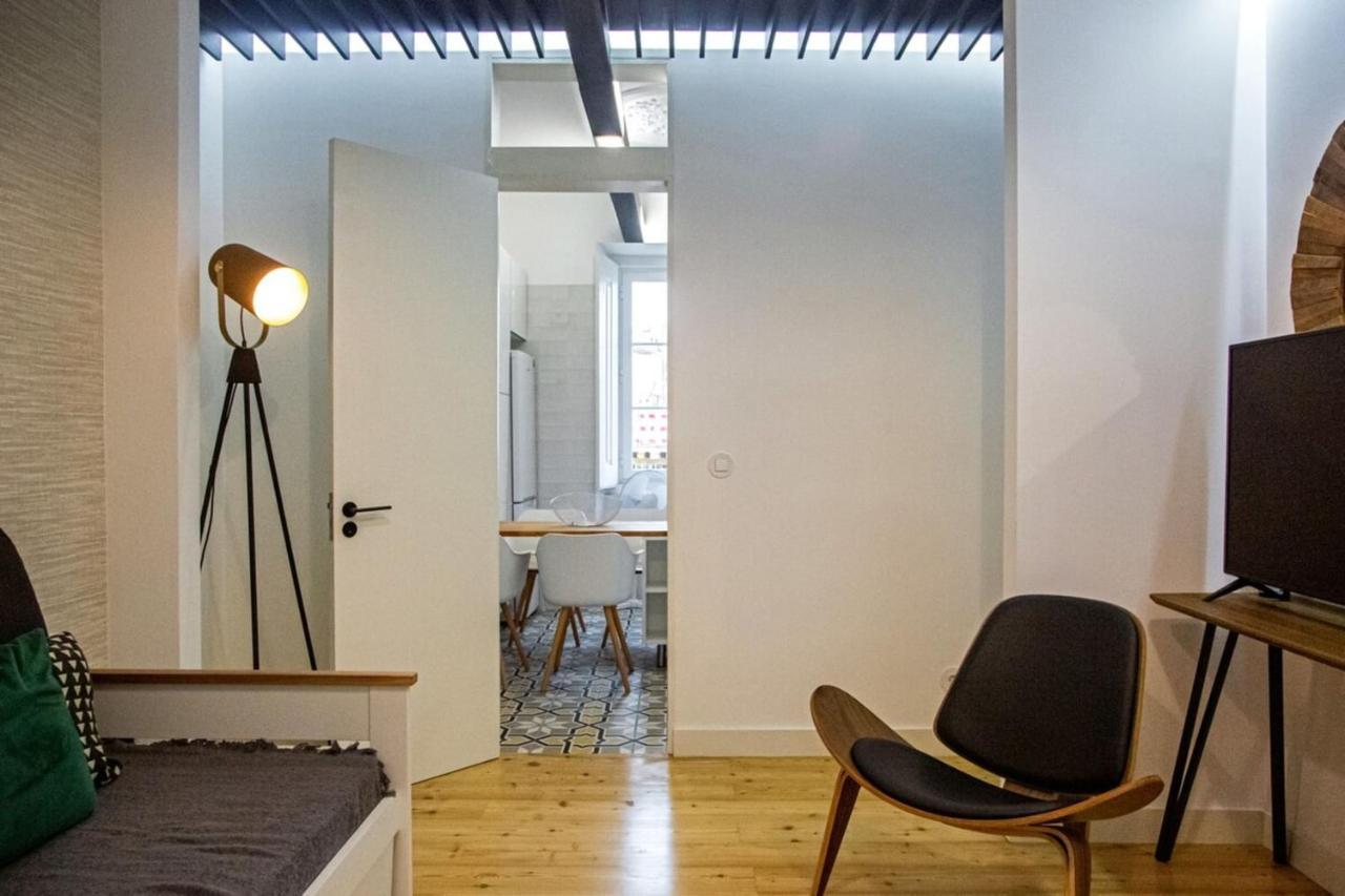 Colourful And Tasteful 2bedroom In Graca * Lissabon