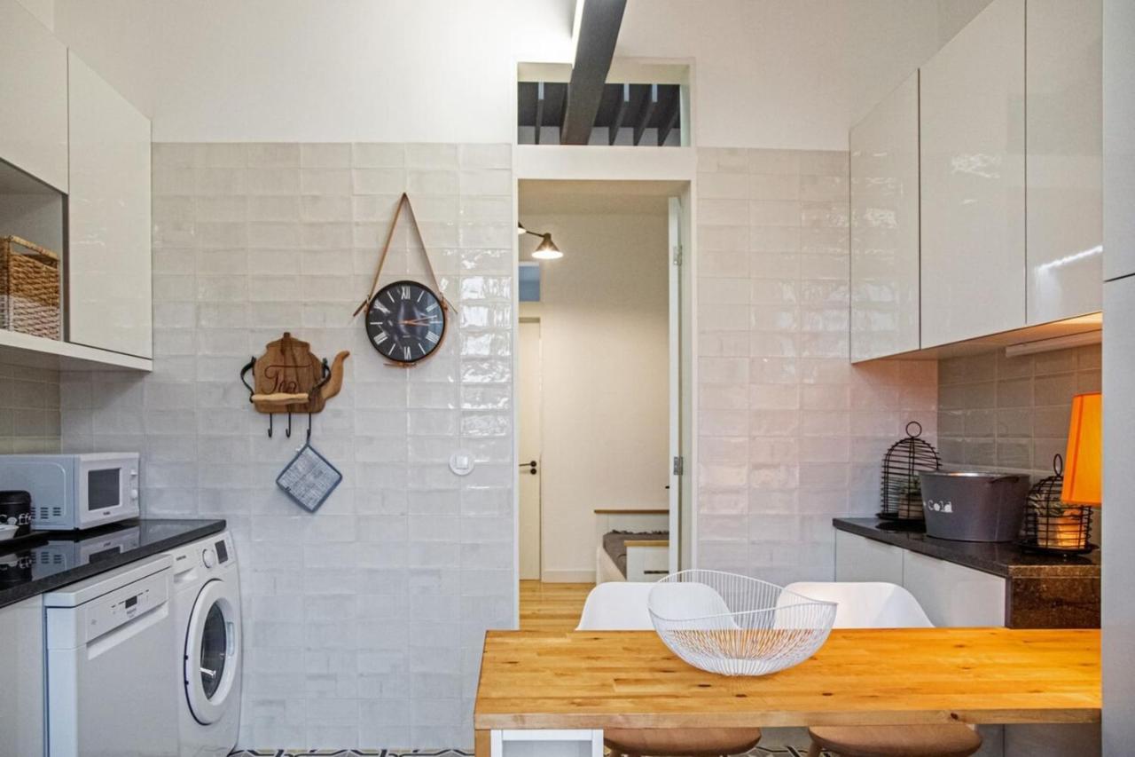 Colourful And Tasteful 2bedroom In Graca Apartment Lissabon